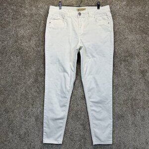 Democracy White Skinny Jeans with Stretch Denim